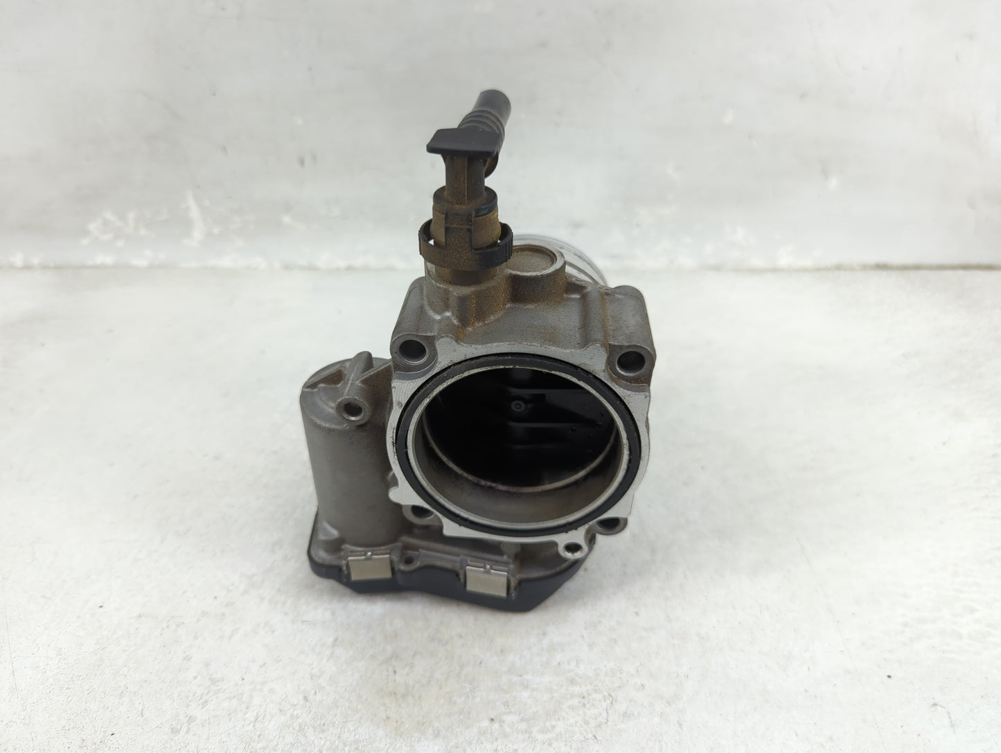2012-2016 Bmw 528 Throttle Body P/N:13547588625-02 A2C53355204 Fits Fits 2012 2013 2014 2015 2016 2017 2018 OEM Used Auto Pa