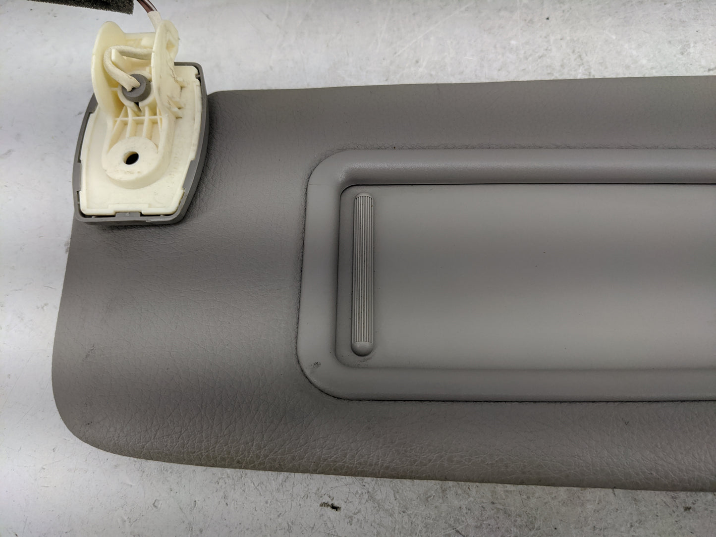 2011-2016 Bmw 528 Sun Visor Shade Replacement Driver Left Mirror Fits Fits 2010 2011 2012 2013 2014 2015 2016 OEM Used Auto 