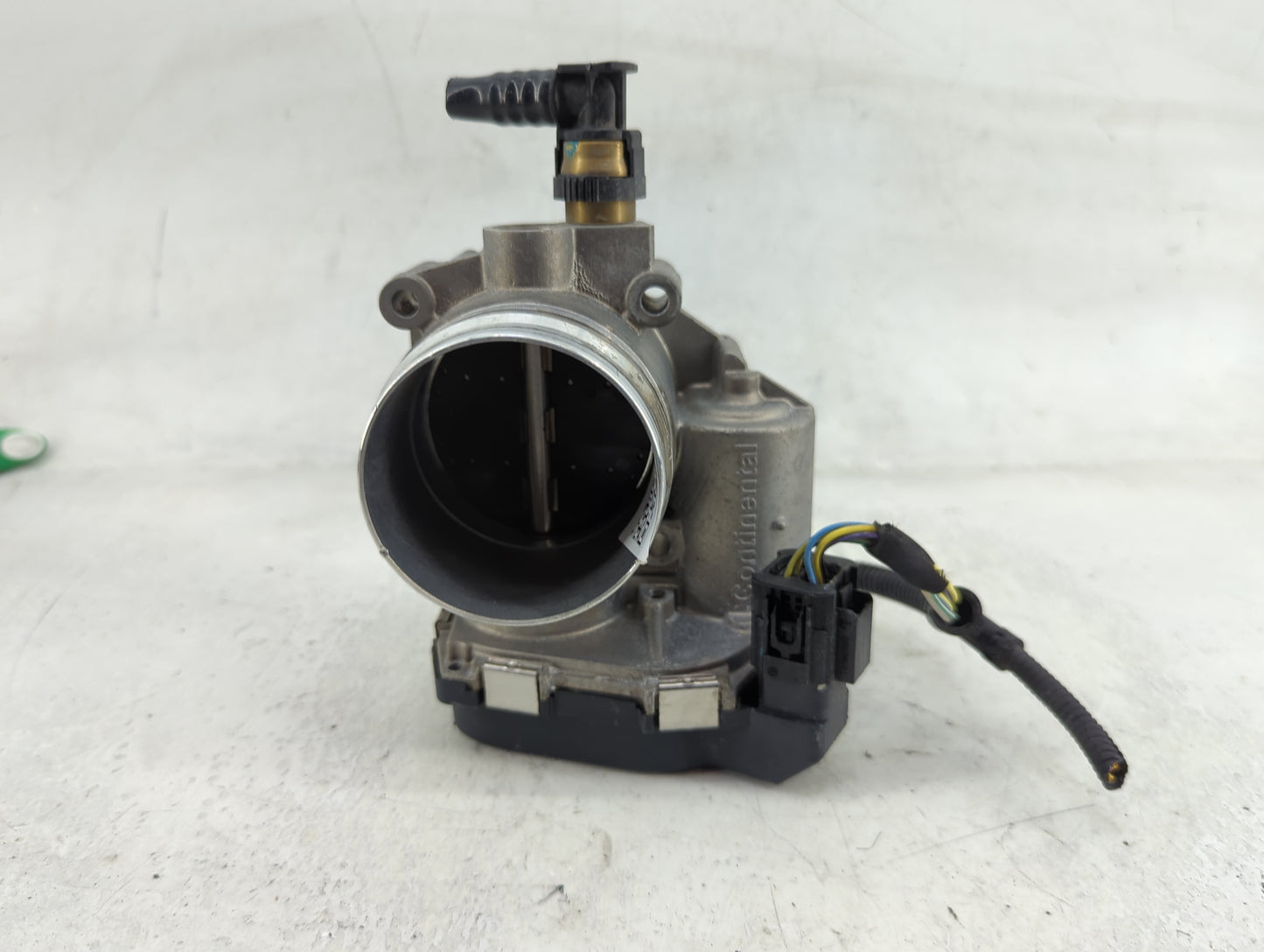 2012-2016 Bmw 528 Throttle Body P/N:1354 7538625-02 A2C53355204 Fits Fits 2012 2013 2014 2015 2016 2017 2018 OEM Used Auto P