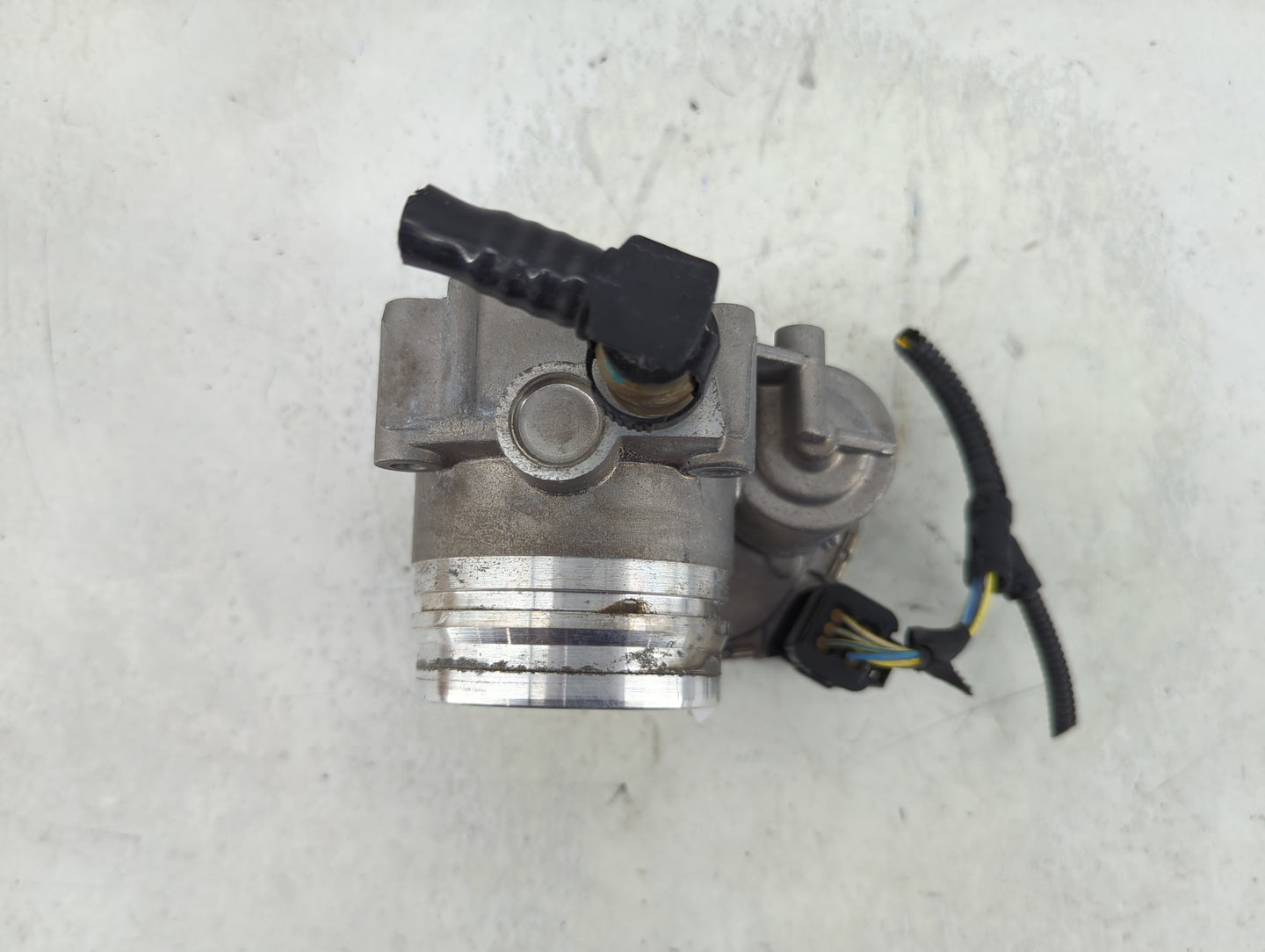 2012-2016 Bmw 528 Throttle Body P/N:1354 7538625-02 A2C53355204 Fits Fits 2012 2013 2014 2015 2016 2017 2018 OEM Used Auto P