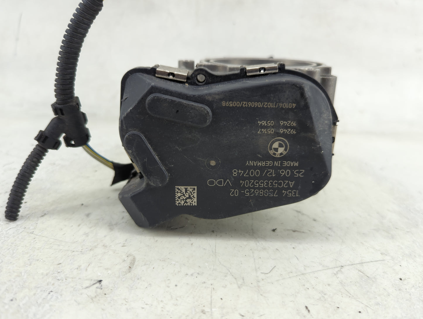 2012-2016 Bmw 528 Throttle Body P/N:1354 7538625-02 A2C53355204 Fits Fits 2012 2013 2014 2015 2016 2017 2018 OEM Used Auto P