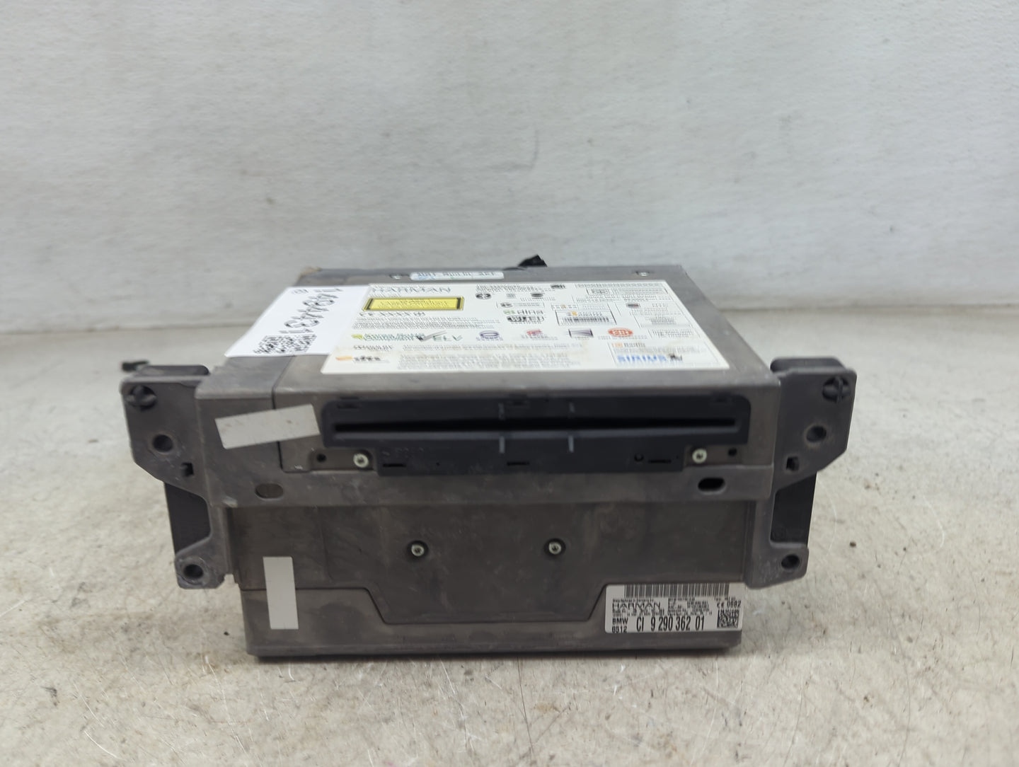 2013 Bmw 528 Radio AM FM Cd Player Receiver Replacement P/N:9290362 01 Fits OEM Used Auto Parts - Oemusedautoparts1.com