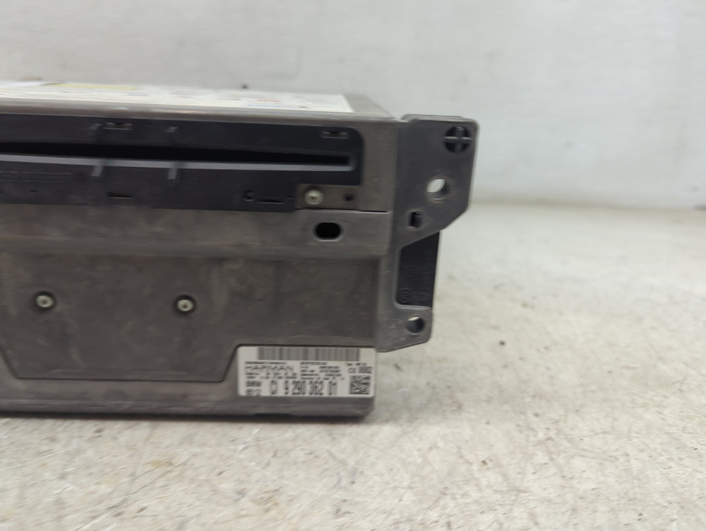 2013 Bmw 528 Radio AM FM Cd Player Receiver Replacement P/N:9290362 01 Fits OEM Used Auto Parts - Oemusedautoparts1.com