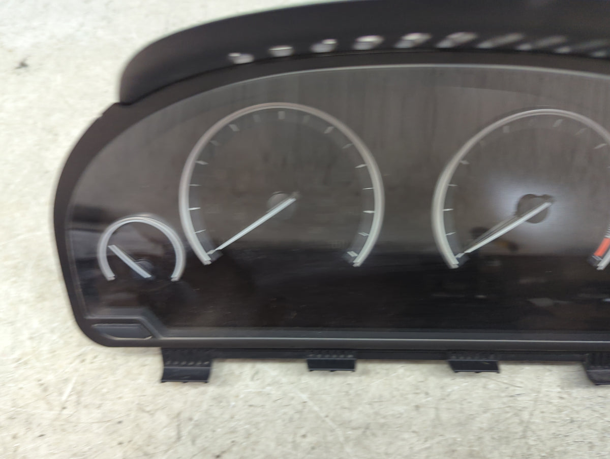 2013 Bmw 528 Instrument Cluster Speedometer Gauges P/N:9291394-01 0263703067, 173884-10 Miles: Fits OEM Used Auto Parts - Oe