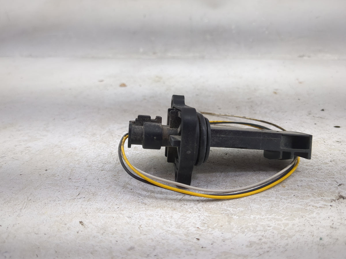 Bmw 528 Mass Air Flow Meter Maf 1499941 - Oemusedautoparts1.com