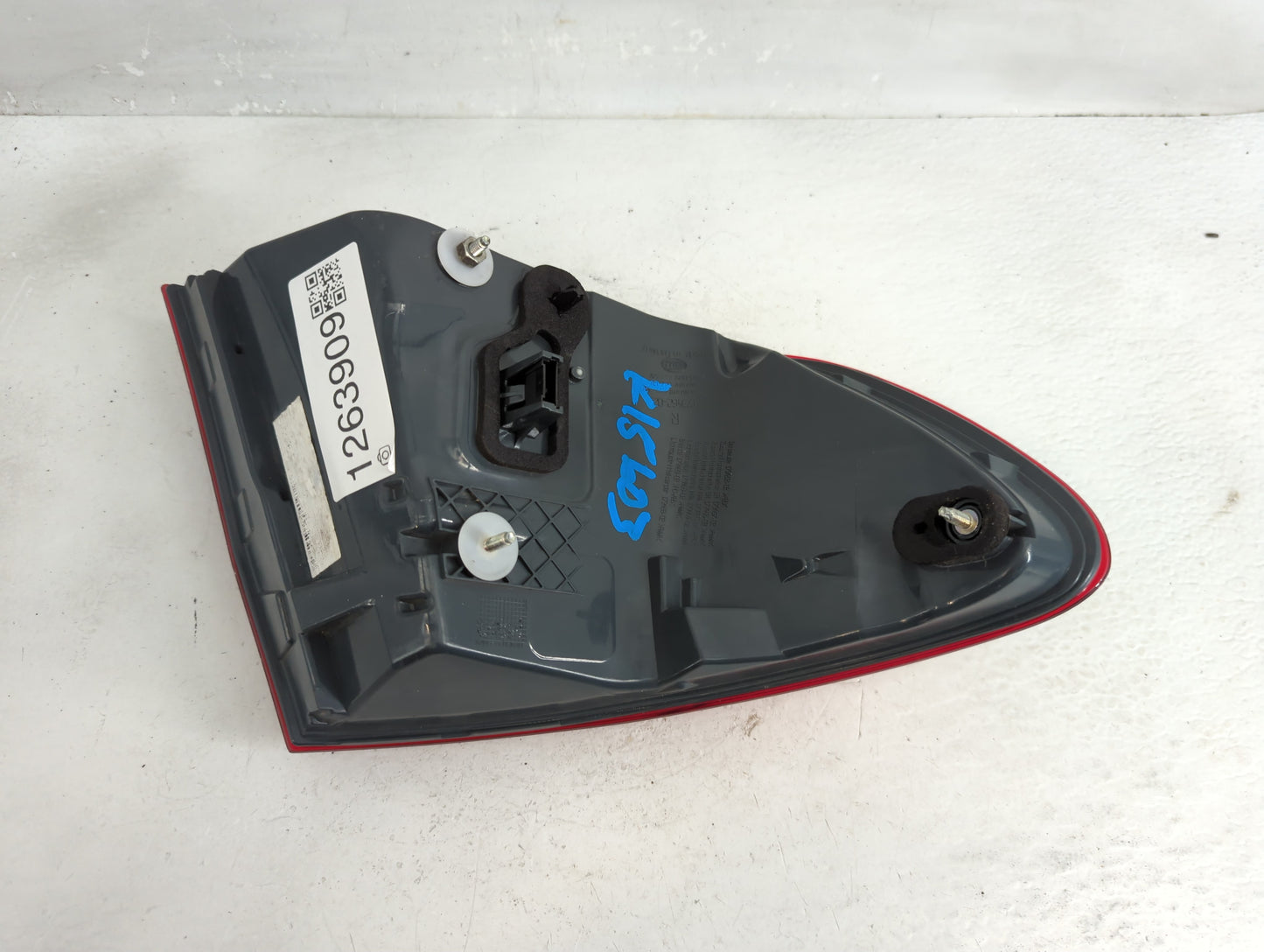 2011-2013 Bmw 528i Tail Light Assembly Passenger Right OEM P/N:173462-02 Fits Fits 2011 2012 2013 OEM Used Auto Parts - Oemu