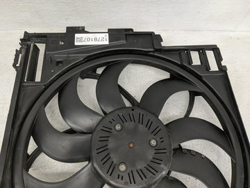 2012-2016 Bmw 528i Electric Radiator Cooling Fan Motor Assembly P/N:17418642161 Fits Fits 2012 2013 2014 2015 2016 OEM Used Auto Parts