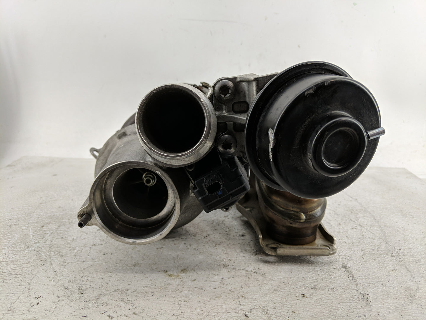 2012-2013 Bmw 528i Turbocharger Turbo Charger Super Charger Supercharger - Oemusedautoparts1.com