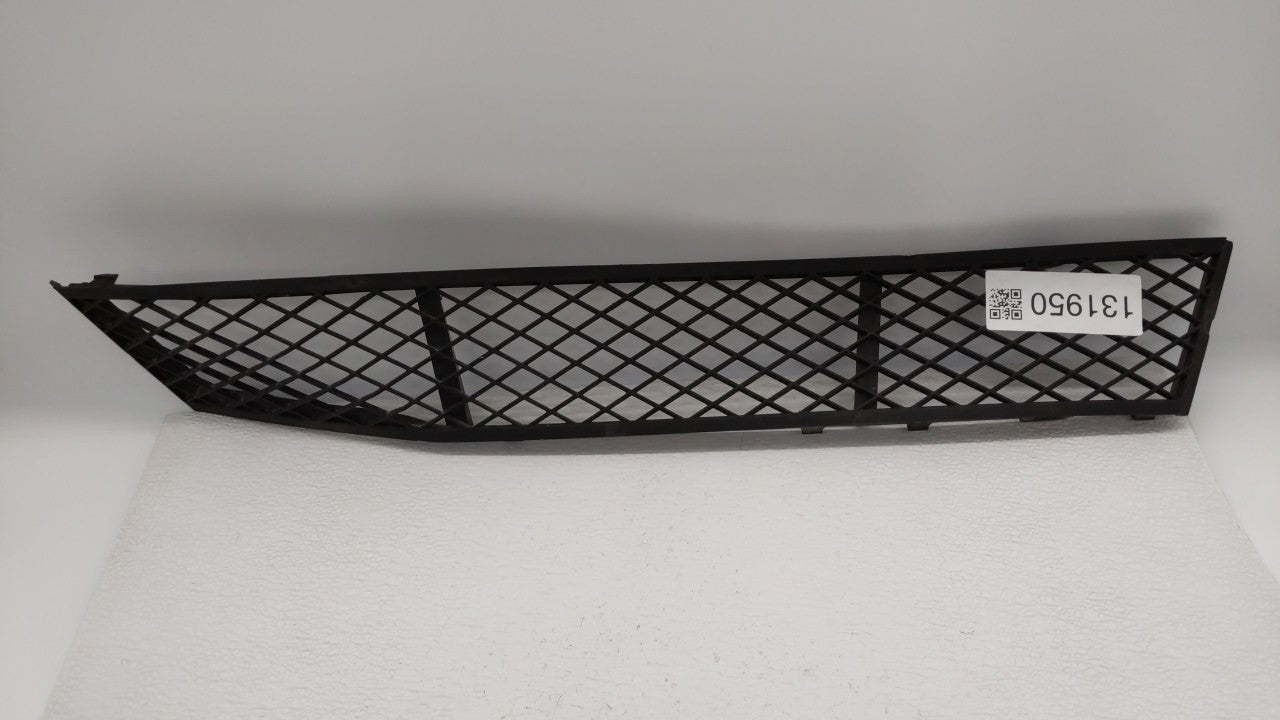 2011-2013 Bmw 528i Front Grille Bumper Not Included - Oemusedautoparts1.com