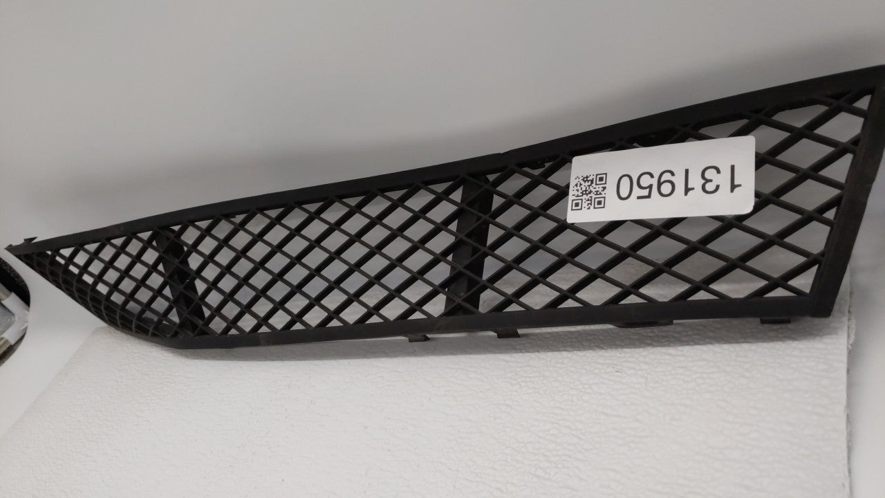 2011-2013 Bmw 528i Front Grille Bumper Not Included - Oemusedautoparts1.com