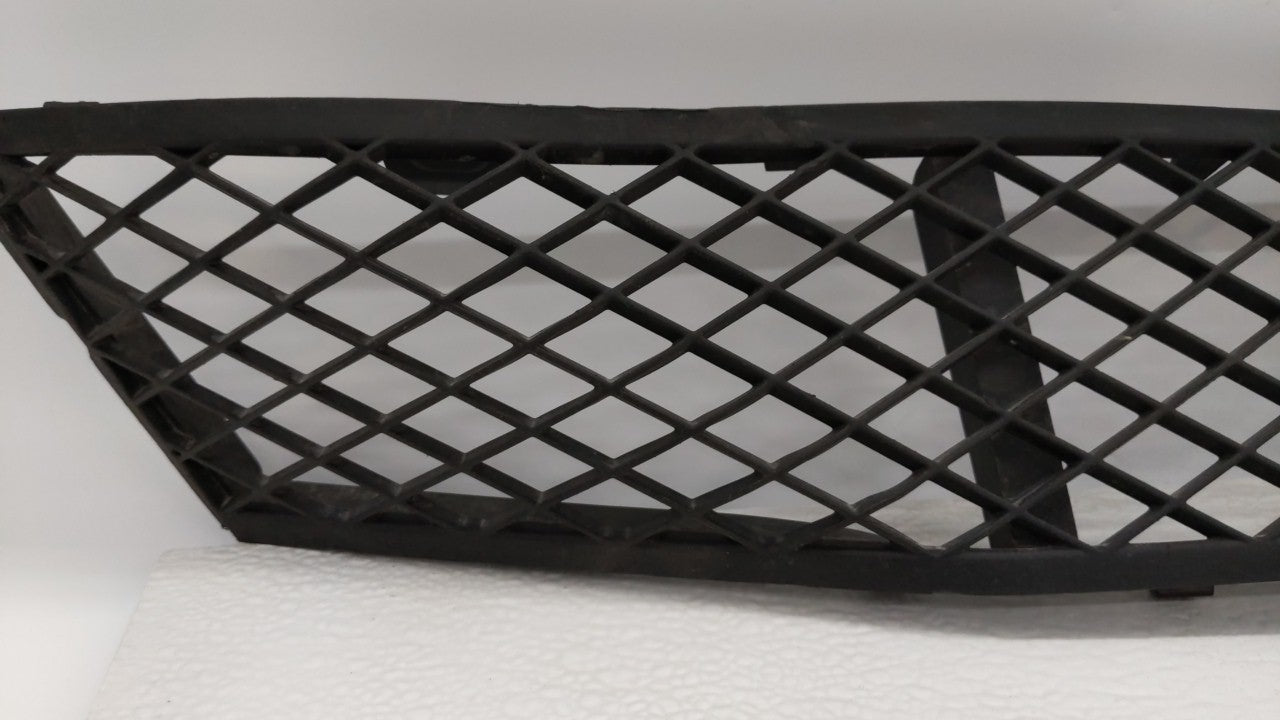2011-2013 Bmw 528i Front Grille Bumper Not Included - Oemusedautoparts1.com