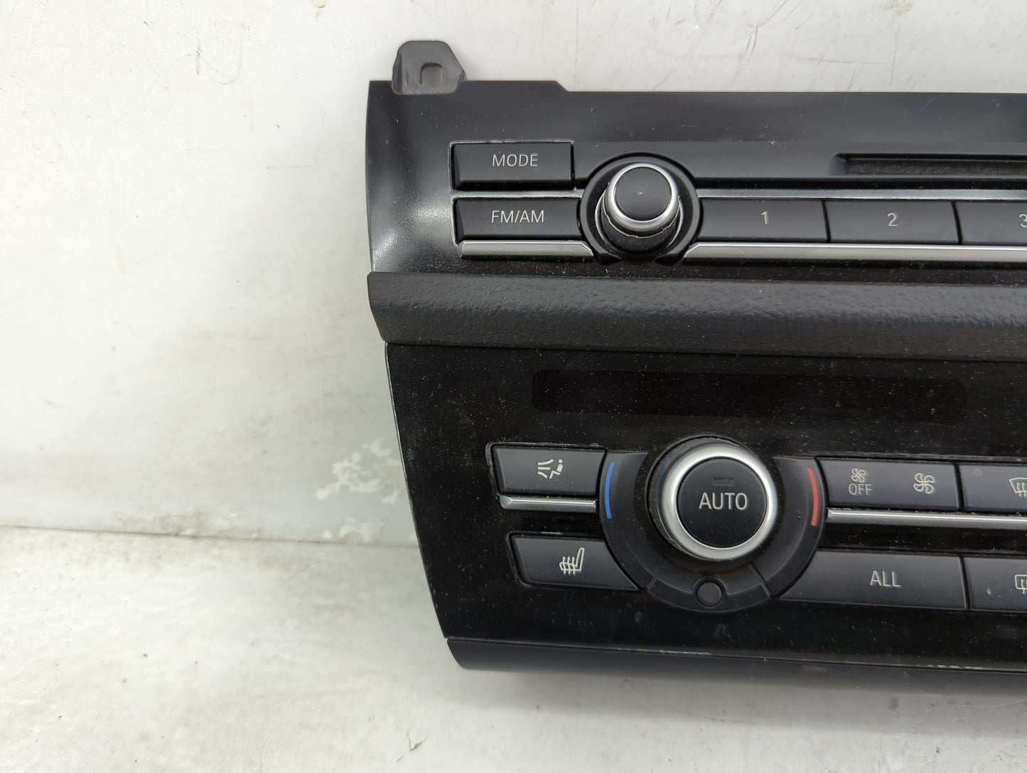 2011-2015 Bmw 528i Climate Control Module Temperature AC/Heater Replacement P/N:9306156-01 90025-637/0007 Fits OEM Used Auto