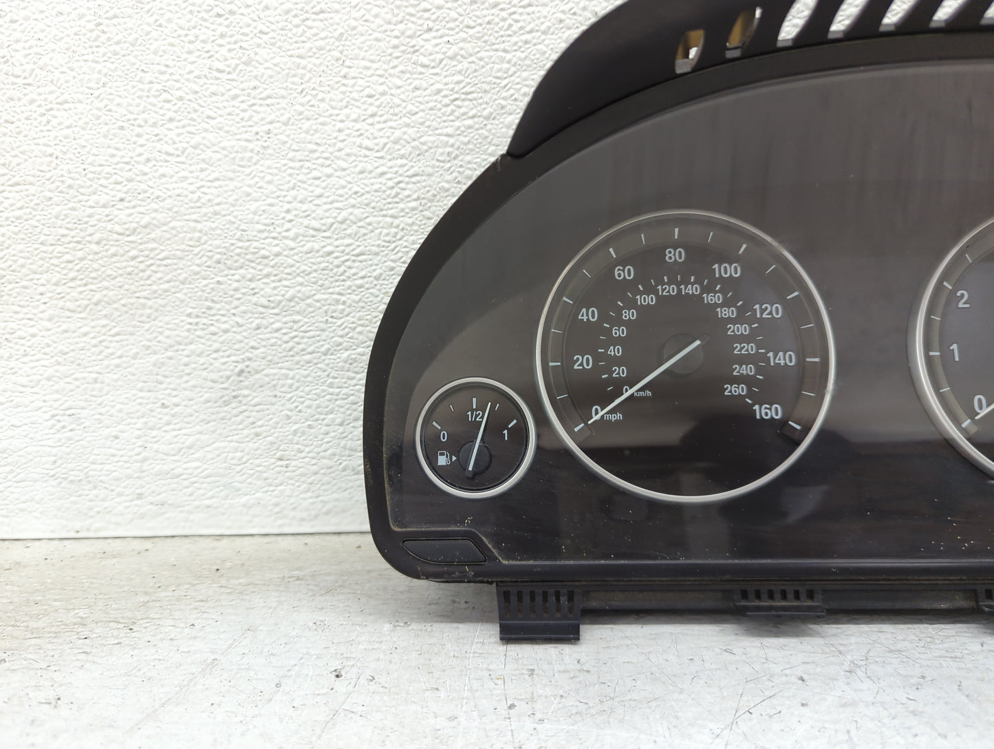 2012-2013 Bmw 528i Instrument Cluster Speedometer Gauges P/N:9291412-01 1036908460 Miles:126K Fits Fits 2011 2012 2013 OEM U