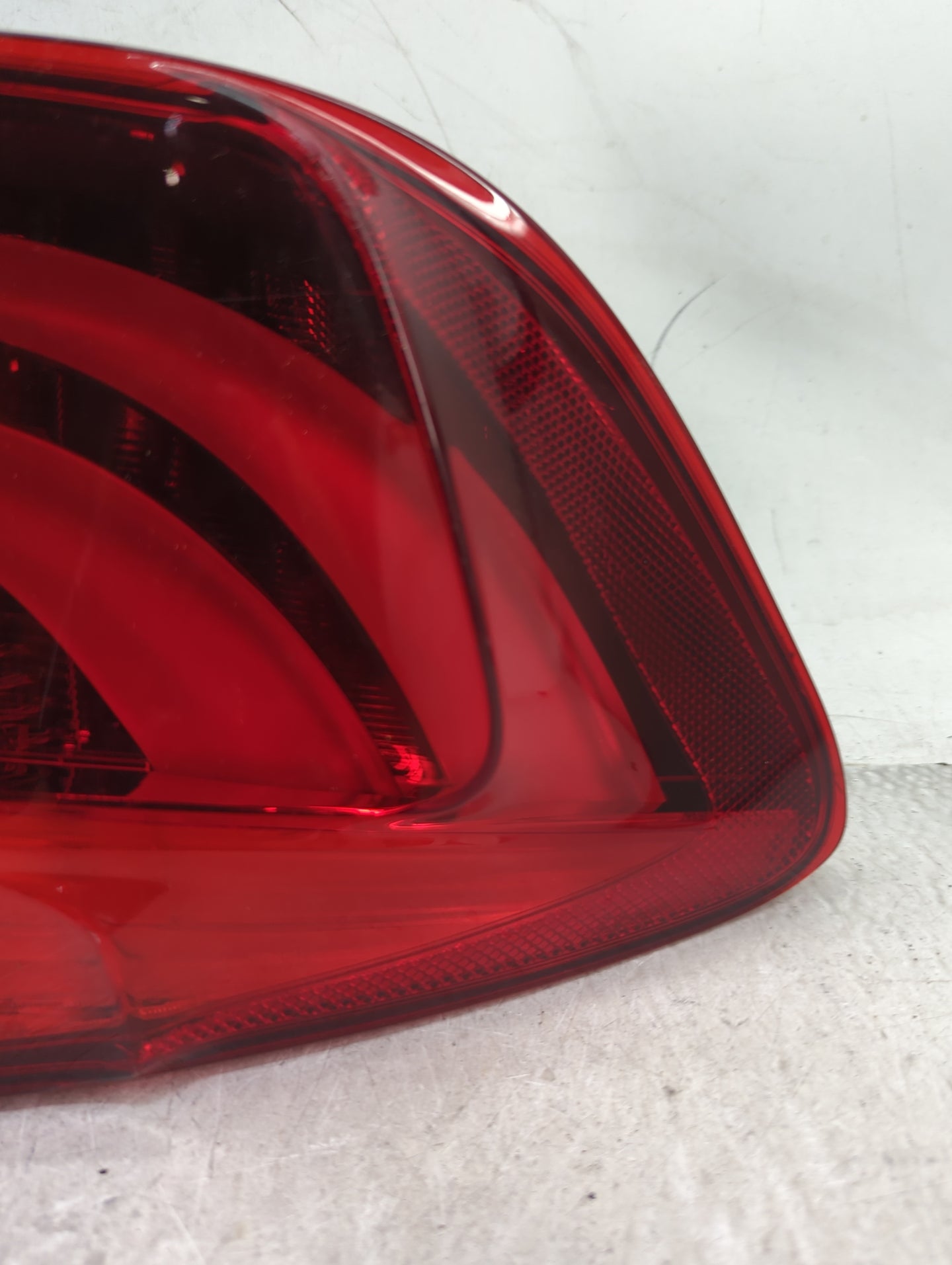 2011-2013 Bmw 528i Tail Light Assembly Driver Left OEM P/N:173462-01 Fits Fits 2011 2012 2013 OEM Used Auto Parts - Oemuseda