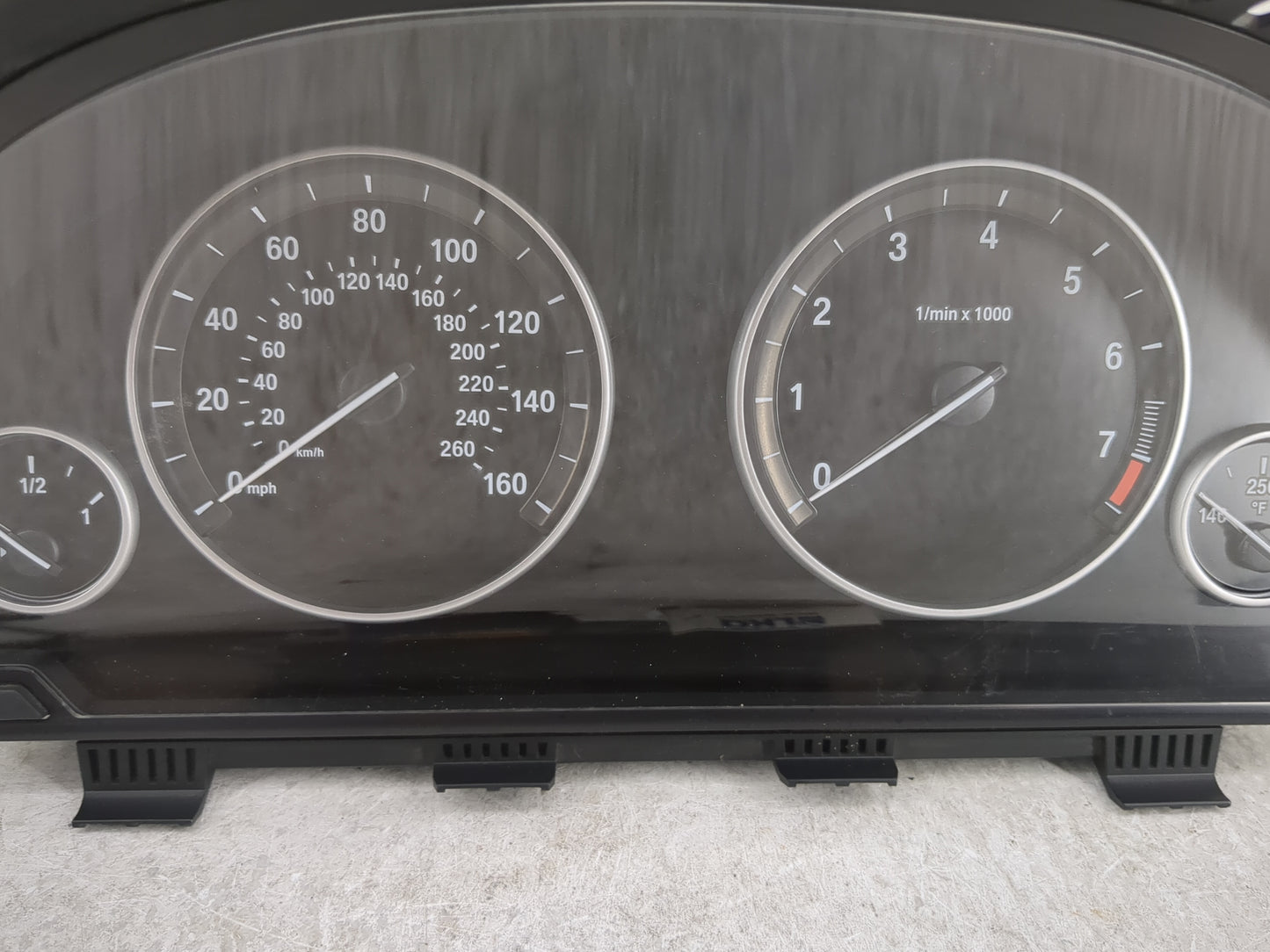 2012-2013 Bmw 528i Instrument Cluster Speedometer Gauges Miles: Fits Fits 2011 2012 2013 OEM Used Auto Parts - Oemusedautopa