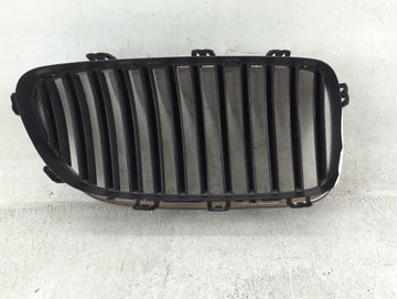 2011-2013 Bmw 528i Front Grille Bumper Not Included 1459829
