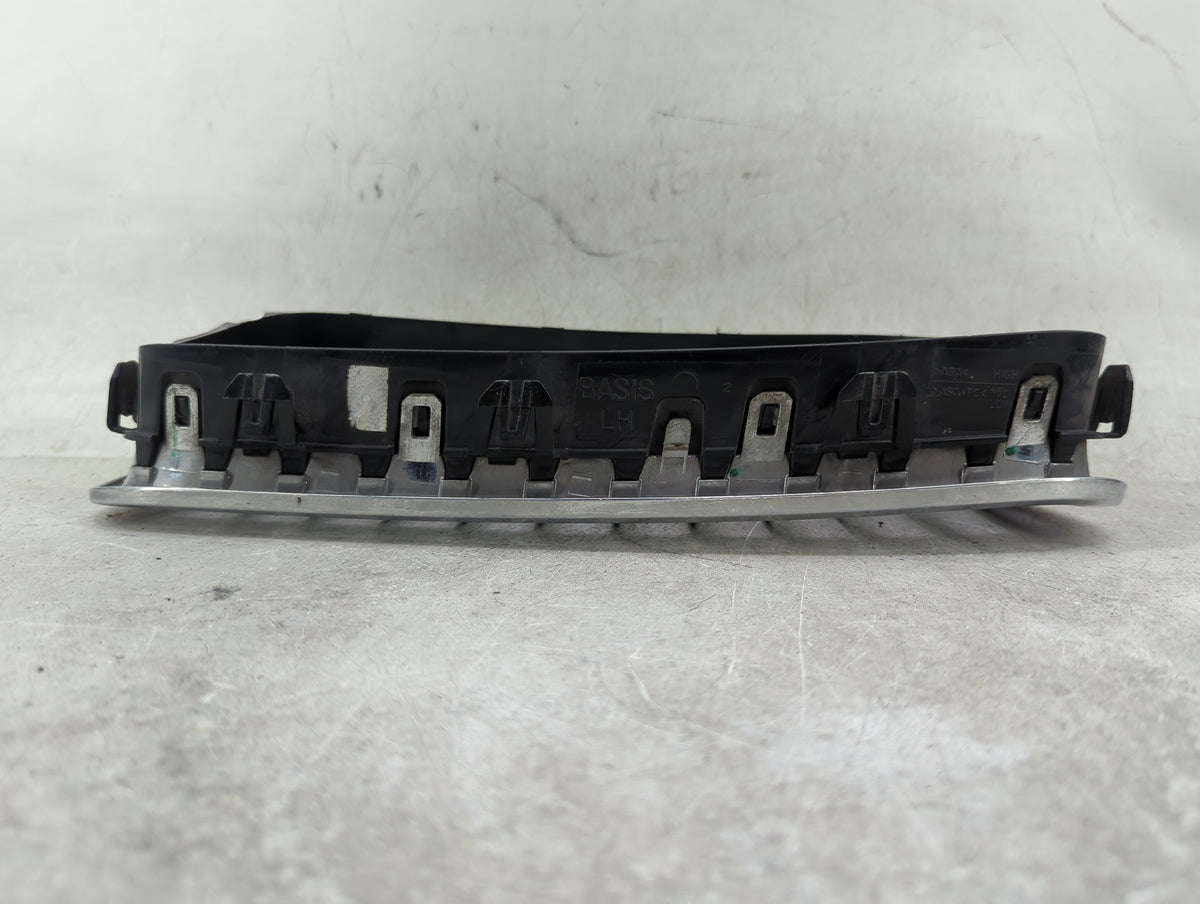 2011-2013 Bmw 528i Front Grille Bumper Not Included 1459829 - Oemusedautoparts1.com