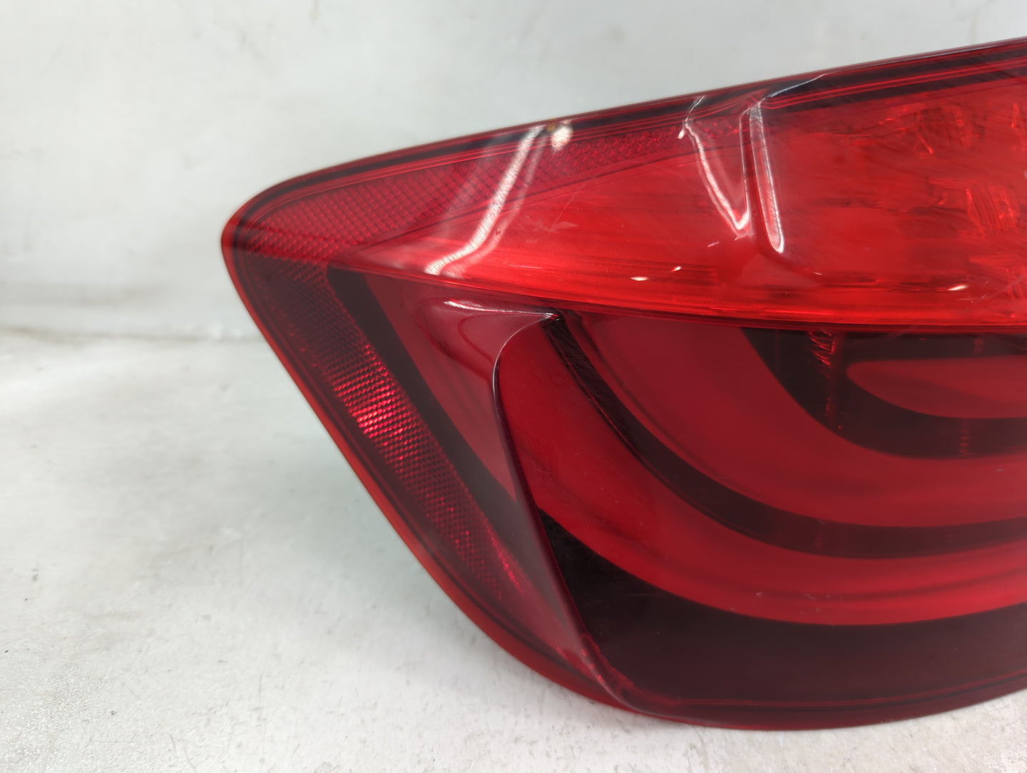 2011-2013 Bmw 528i Tail Light Assembly Driver Left OEM P/N:173462-01 Fits Fits 2011 2012 2013 OEM Used Auto Parts - Oemuseda