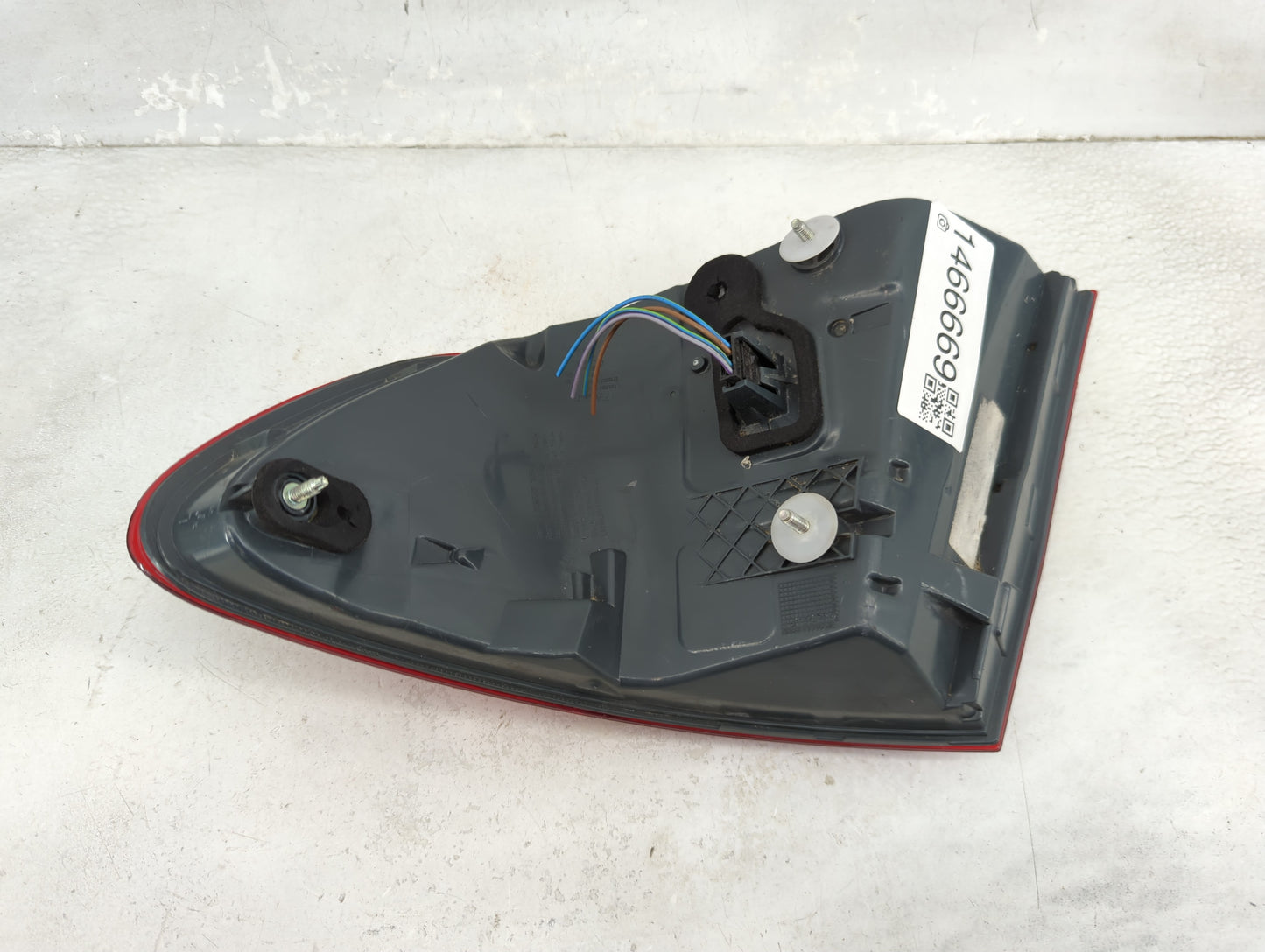 2011-2013 Bmw 528i Tail Light Assembly Driver Left OEM P/N:173462-01 Fits Fits 2011 2012 2013 OEM Used Auto Parts - Oemuseda