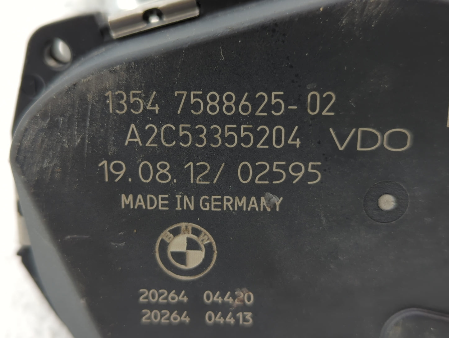 2012-2016 Bmw 528i Throttle Body P/N:1354 7588625-02 1354 7588625-03, 1354 7588625 Fits Fits 2012 2013 2014 2015 2016 2017 2