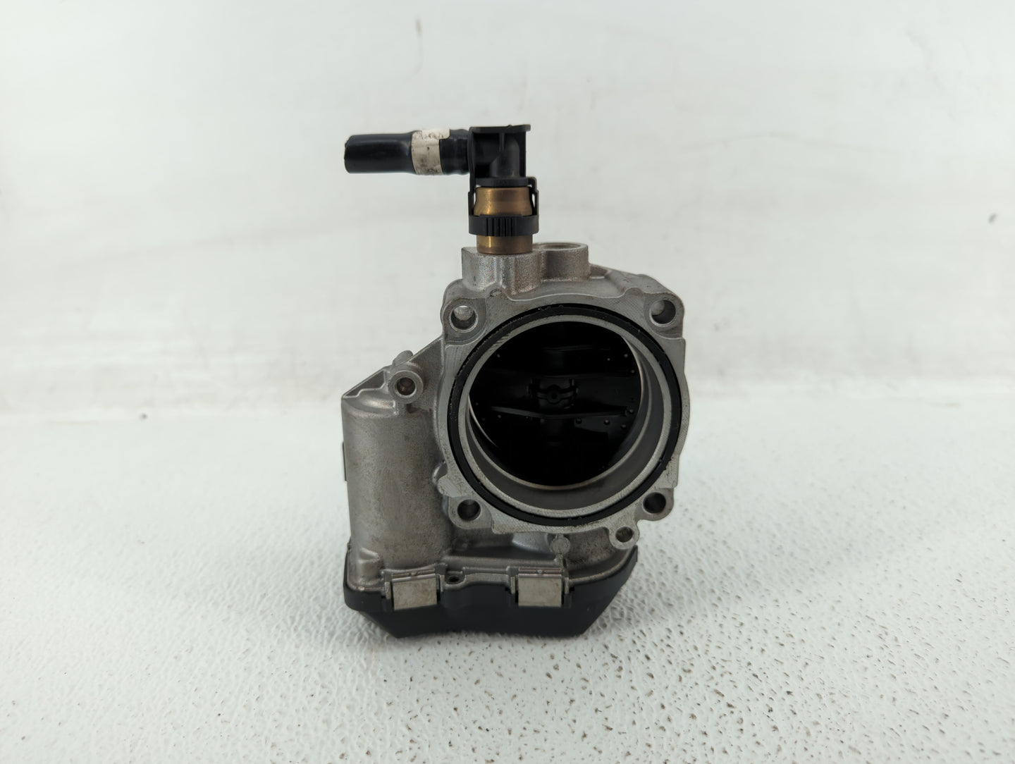 2012-2016 Bmw 528i Throttle Body P/N:1354 7588625-02 1354 7588625-03 Fits Fits 2012 2013 2014 2015 2016 2017 2018 OEM Used A