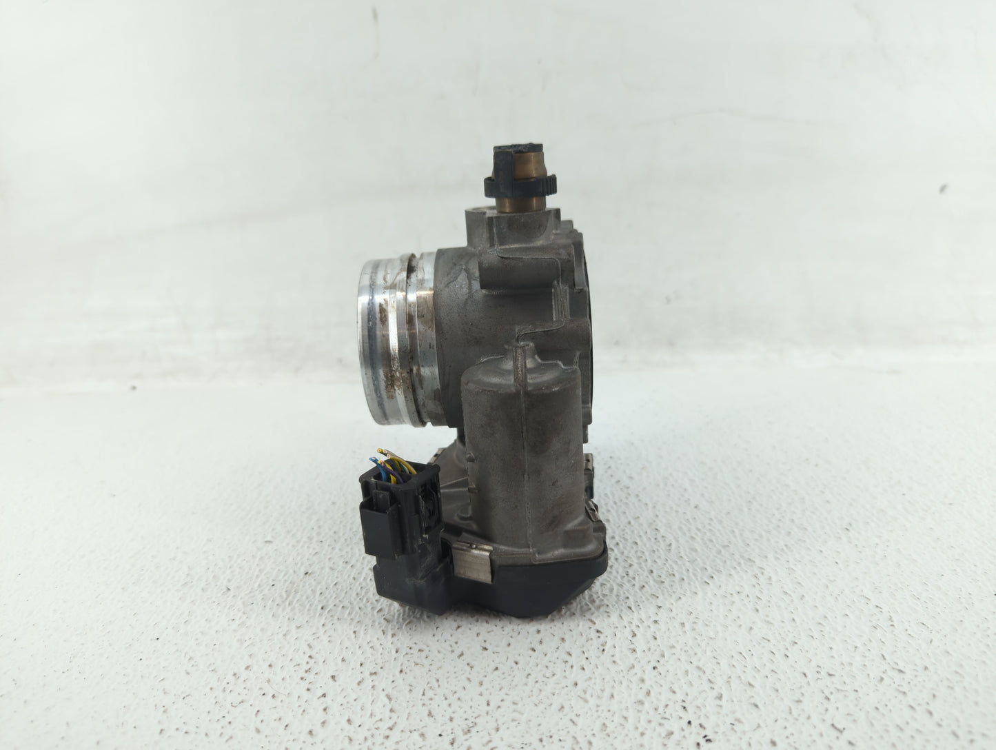 2012-2016 Bmw 528i Throttle Body P/N:1354 7588625-03 Fits Fits 2012 2013 2014 2015 2016 2017 2018 OEM Used Auto Parts - Oemu