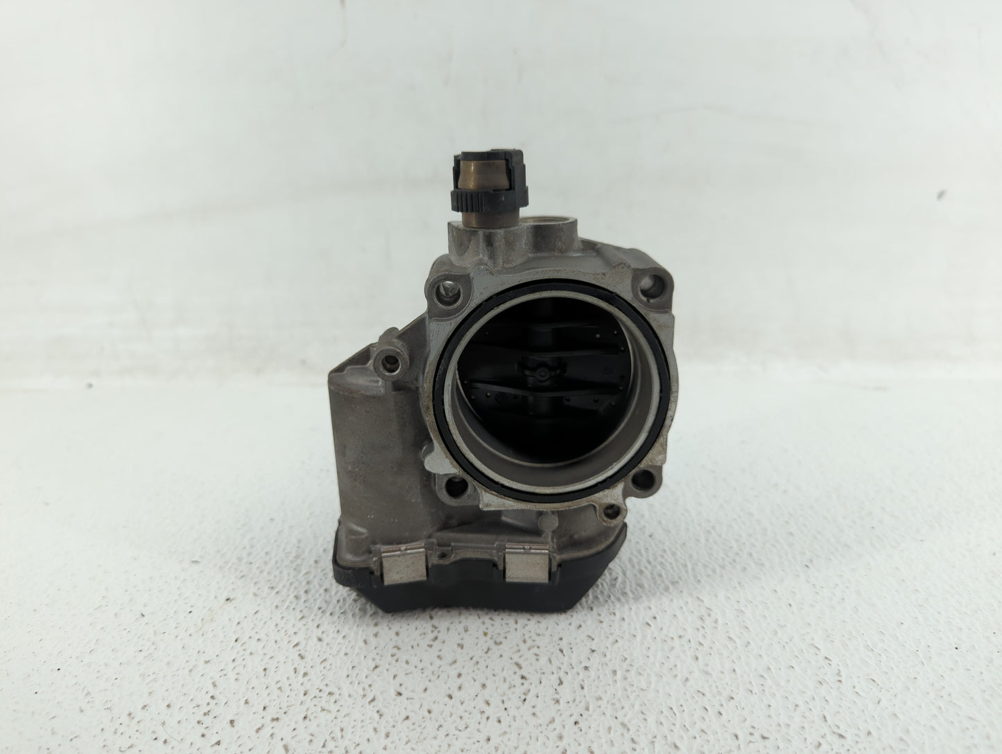 2012-2016 Bmw 528i Throttle Body P/N:1354 7588625-03 Fits Fits 2012 2013 2014 2015 2016 2017 2018 OEM Used Auto Parts - Oemu