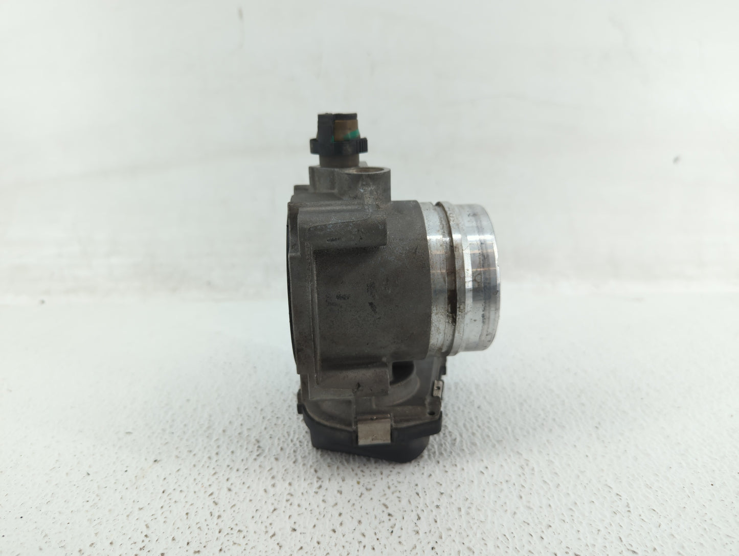 2012-2016 Bmw 528i Throttle Body P/N:1354 7588625-03 Fits Fits 2012 2013 2014 2015 2016 2017 2018 OEM Used Auto Parts - Oemu