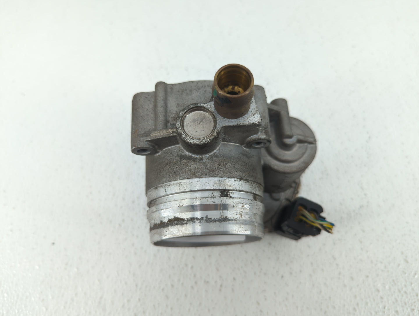 2013 Bmw 528i Throttle Body P/N:1354 7588625-02 Fits Fits 2016 2017 2018 2019 OEM Used Auto Parts - Oemusedautoparts1.com