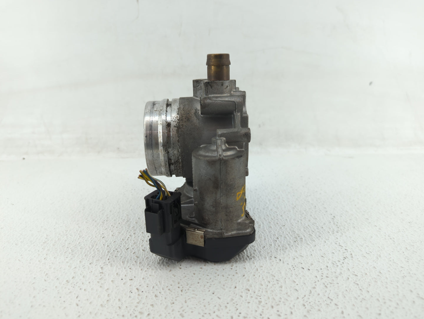 2013 Bmw 528i Throttle Body P/N:1354 7588625-02 Fits Fits 2016 2017 2018 2019 OEM Used Auto Parts - Oemusedautoparts1.com