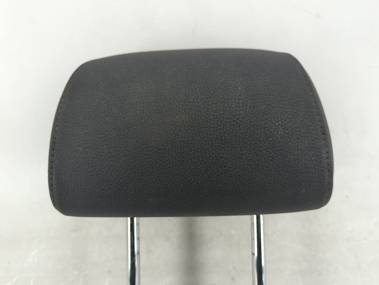 2013 Bmw 528i Headrest Head Rest Front Driver Passenger Seat Fits OEM Used Auto Parts - Oemusedautoparts1.com