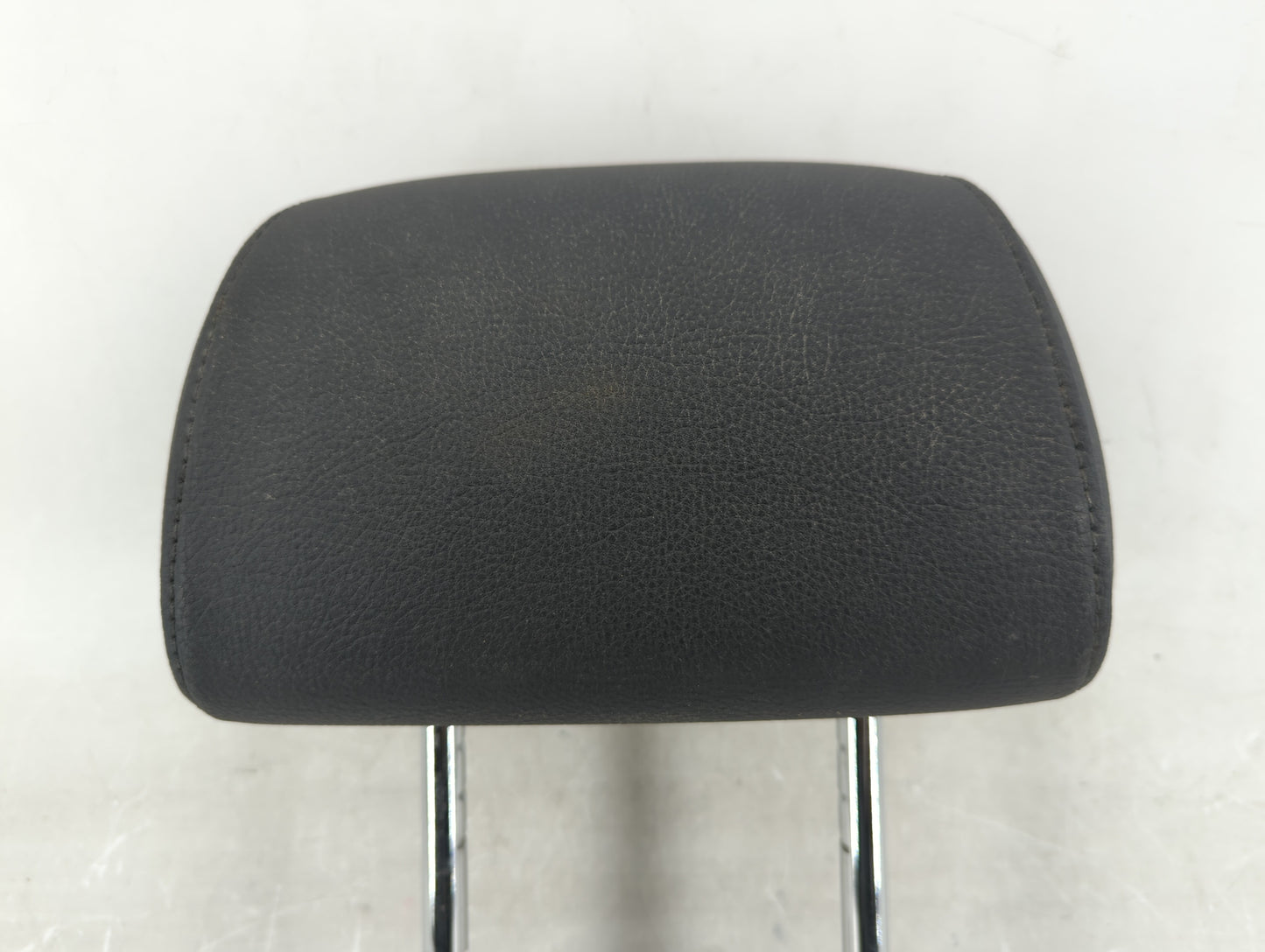 2013 Bmw 528i Headrest Head Rest Front Driver Passenger Seat Fits OEM Used Auto Parts - Oemusedautoparts1.com