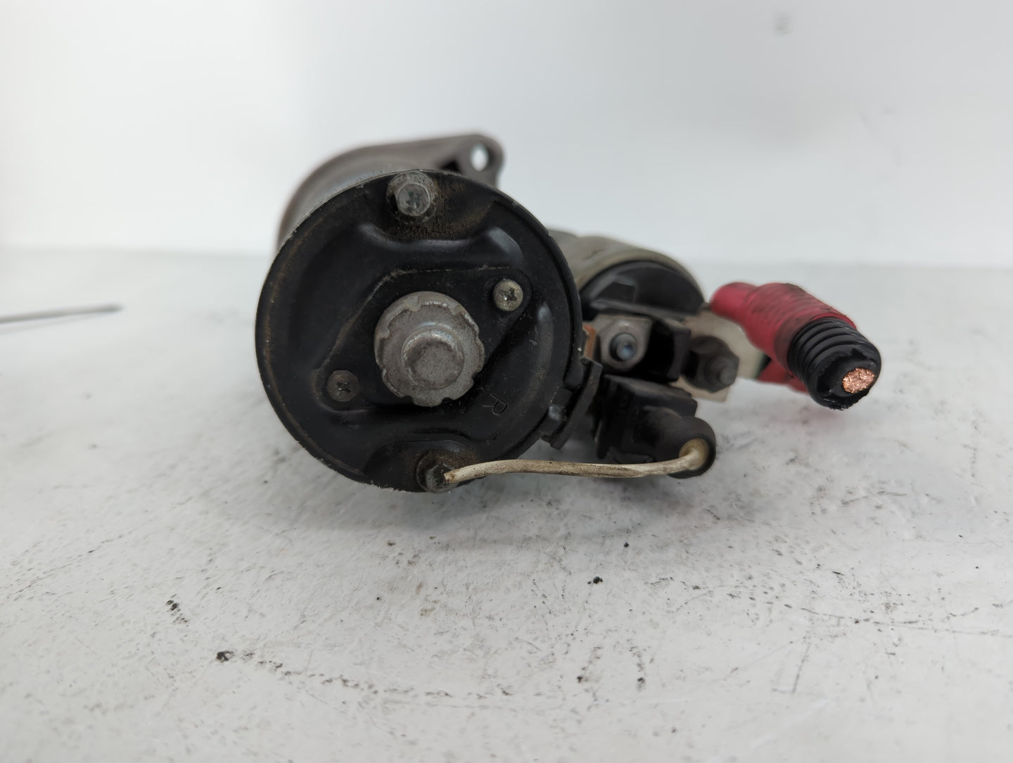 2012-2013 Bmw 528i Car Starter Motor Solenoid OEM P/N:1 005 881 559 Fits Fits 2011 2012 2013 2014 2015 2016 2017 2018 OEM Us