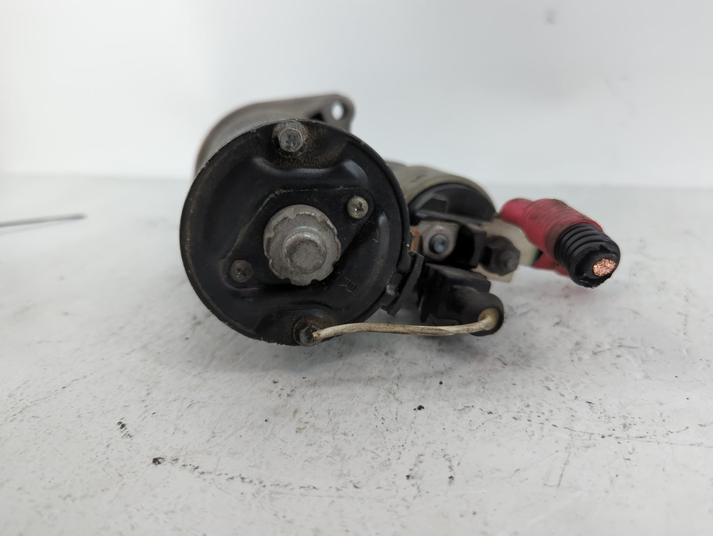 2012-2013 Bmw 528i Car Starter Motor Solenoid OEM P/N:1 005 881 559 Fits Fits 2011 2012 2013 2014 2015 2016 2017 2018 OEM Us