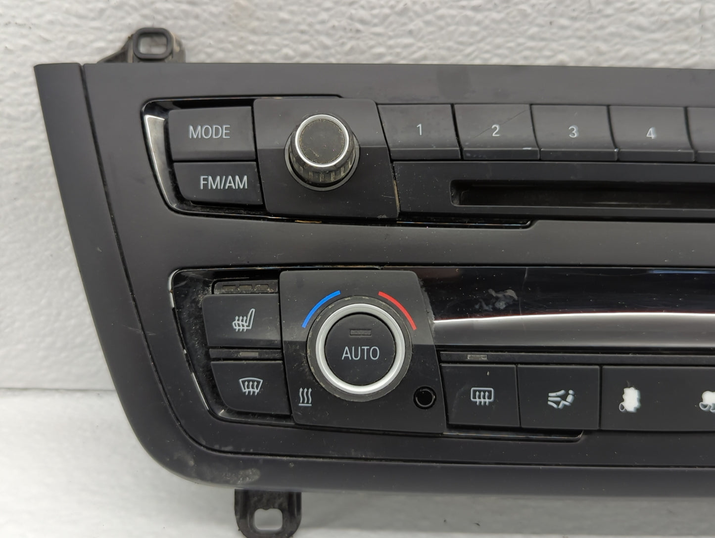 2011-2016 Bmw 528i Climate Control Module Temperature AC/Heater Replacement P/N:64.11-9226784-03 173 138 10 Fits OEM Used Au