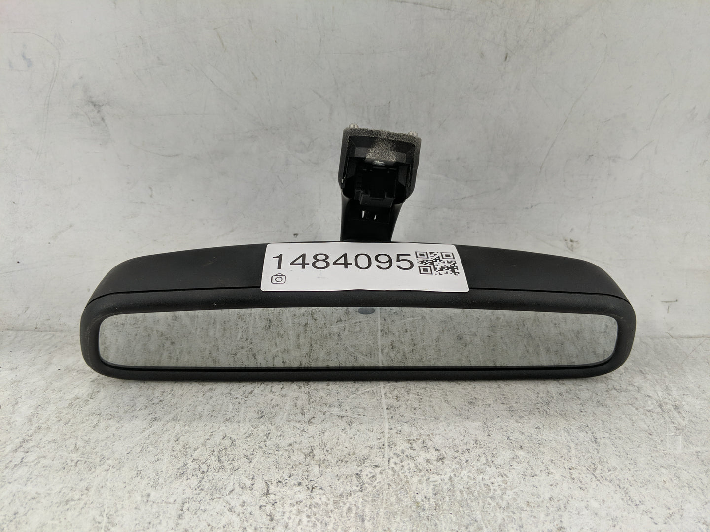 2013 Bmw 528xi Interior Rear View Mirror Replacement OEM P/N:E11 015891 E11 025891, GNTX-480 Fits OEM Used Auto Parts - Oemu