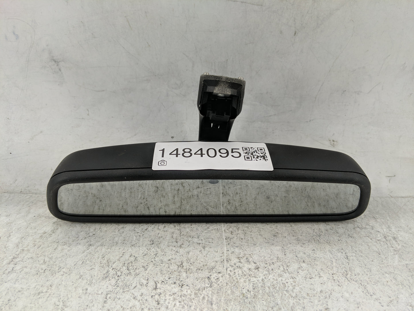 2013 Bmw 528xi Interior Rear View Mirror Replacement OEM P/N:E11 015891 E11 025891, GNTX-480 Fits OEM Used Auto Parts - Oemu