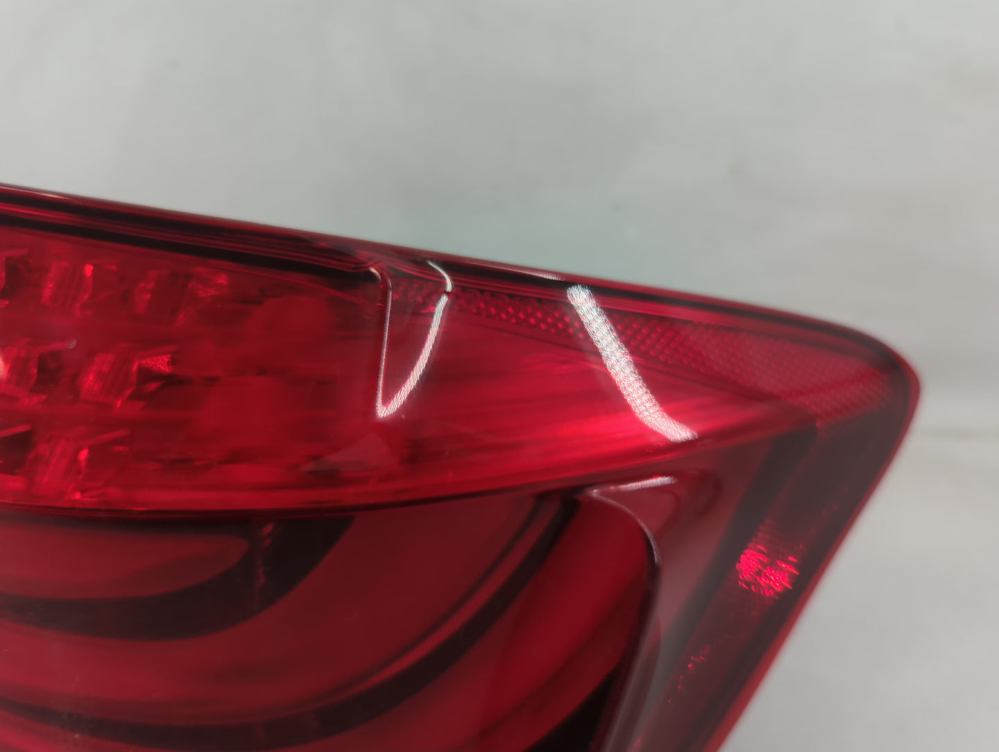 2011-2013 Bmw 535i Tail Light Assembly Passenger Right OEM P/N:173462-02 Fits Fits 2011 2012 2013 OEM Used Auto Parts - Oemu