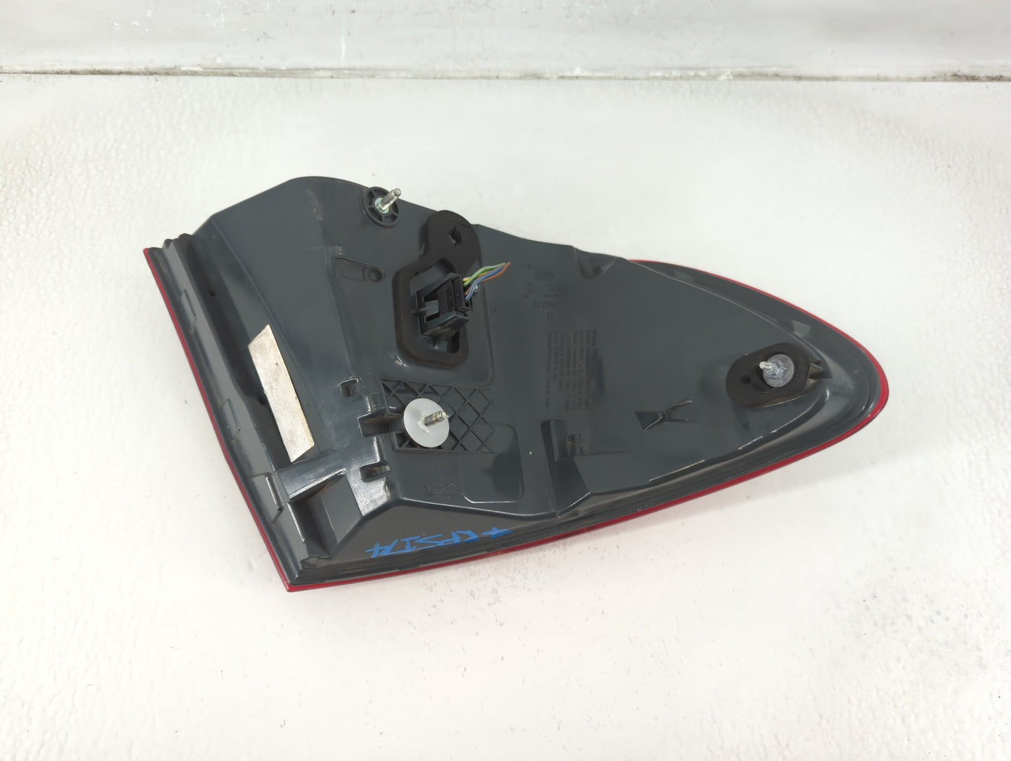 2011-2013 Bmw 535i Tail Light Assembly Passenger Right OEM P/N:173462-02 Fits Fits 2011 2012 2013 OEM Used Auto Parts - Oemu