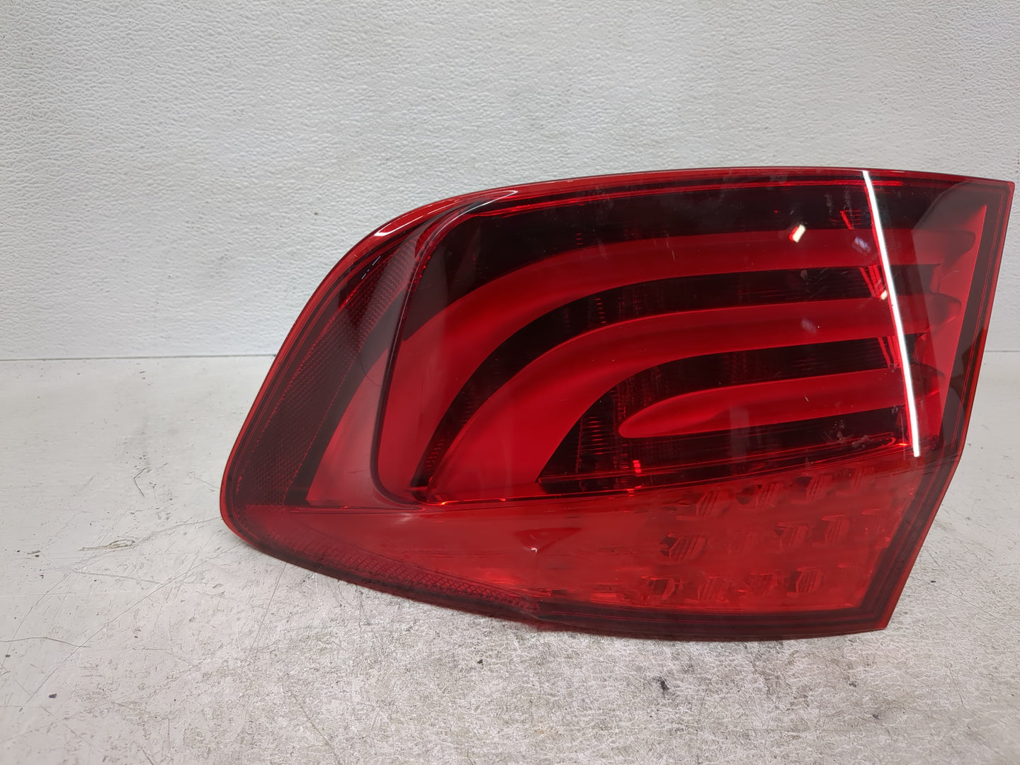 2011-2013 Bmw 535i Tail Light Assembly Passenger Right OEM P/N:173462-02 Fits Fits 2011 2012 2013 OEM Used Auto Parts - Oemu