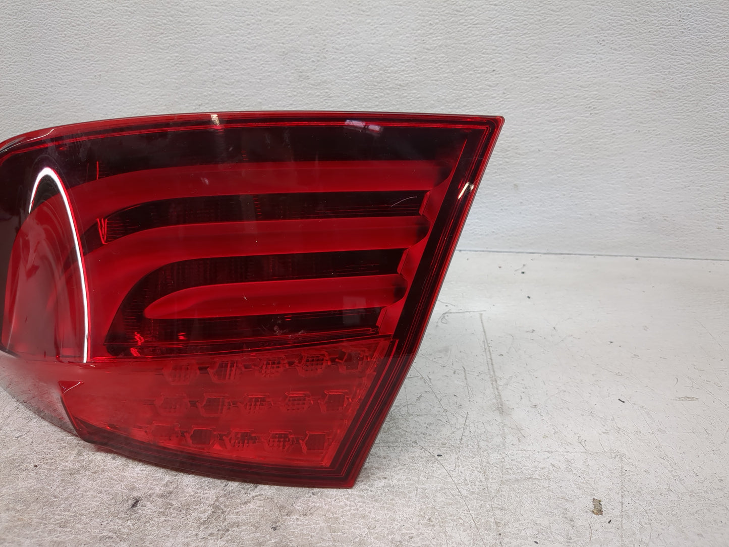 2011-2013 Bmw 535i Tail Light Assembly Passenger Right OEM P/N:173462-02 Fits Fits 2011 2012 2013 OEM Used Auto Parts - Oemu