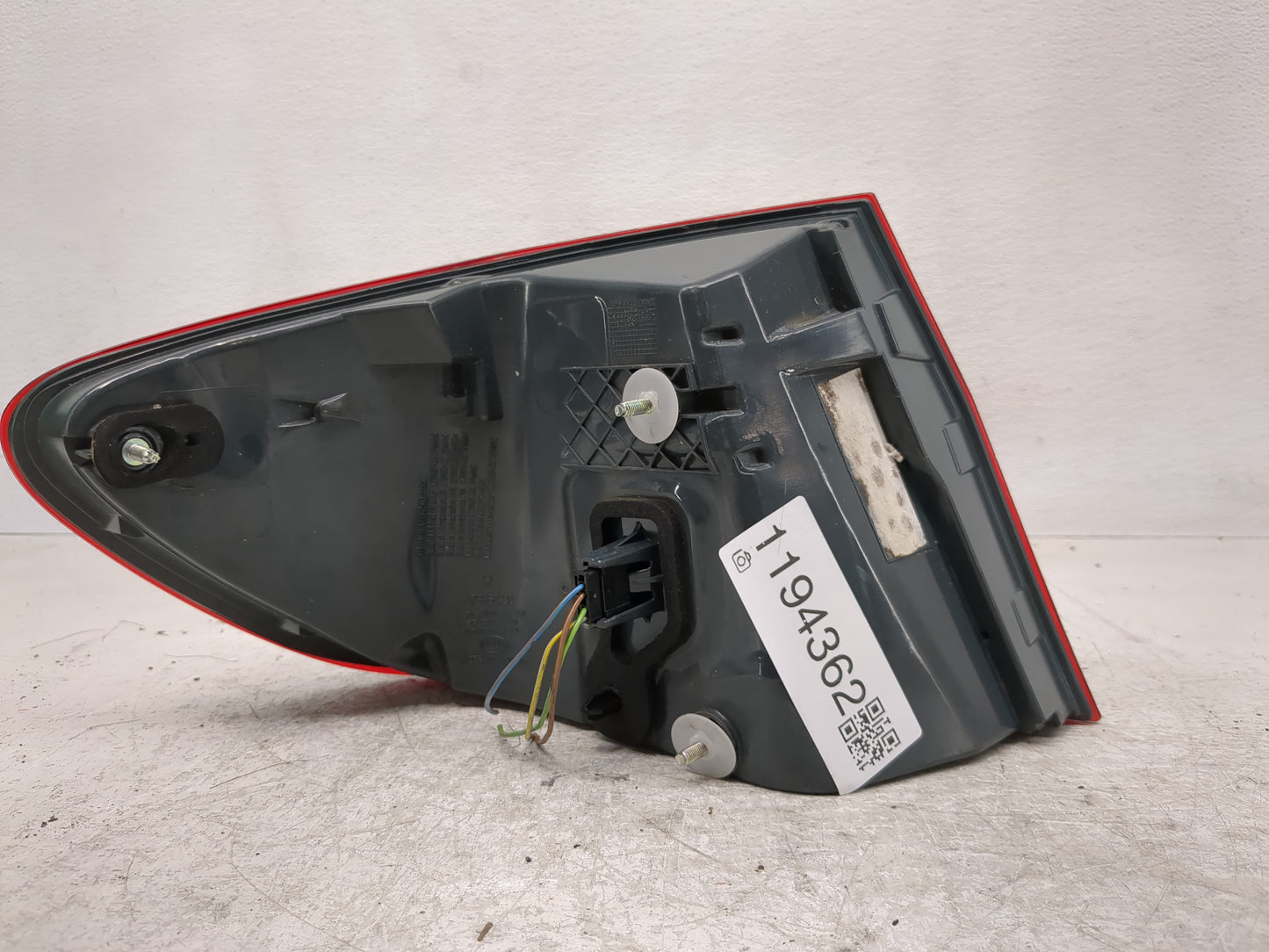 2011-2013 Bmw 535i Tail Light Assembly Passenger Right OEM P/N:173462-02 Fits Fits 2011 2012 2013 OEM Used Auto Parts - Oemu