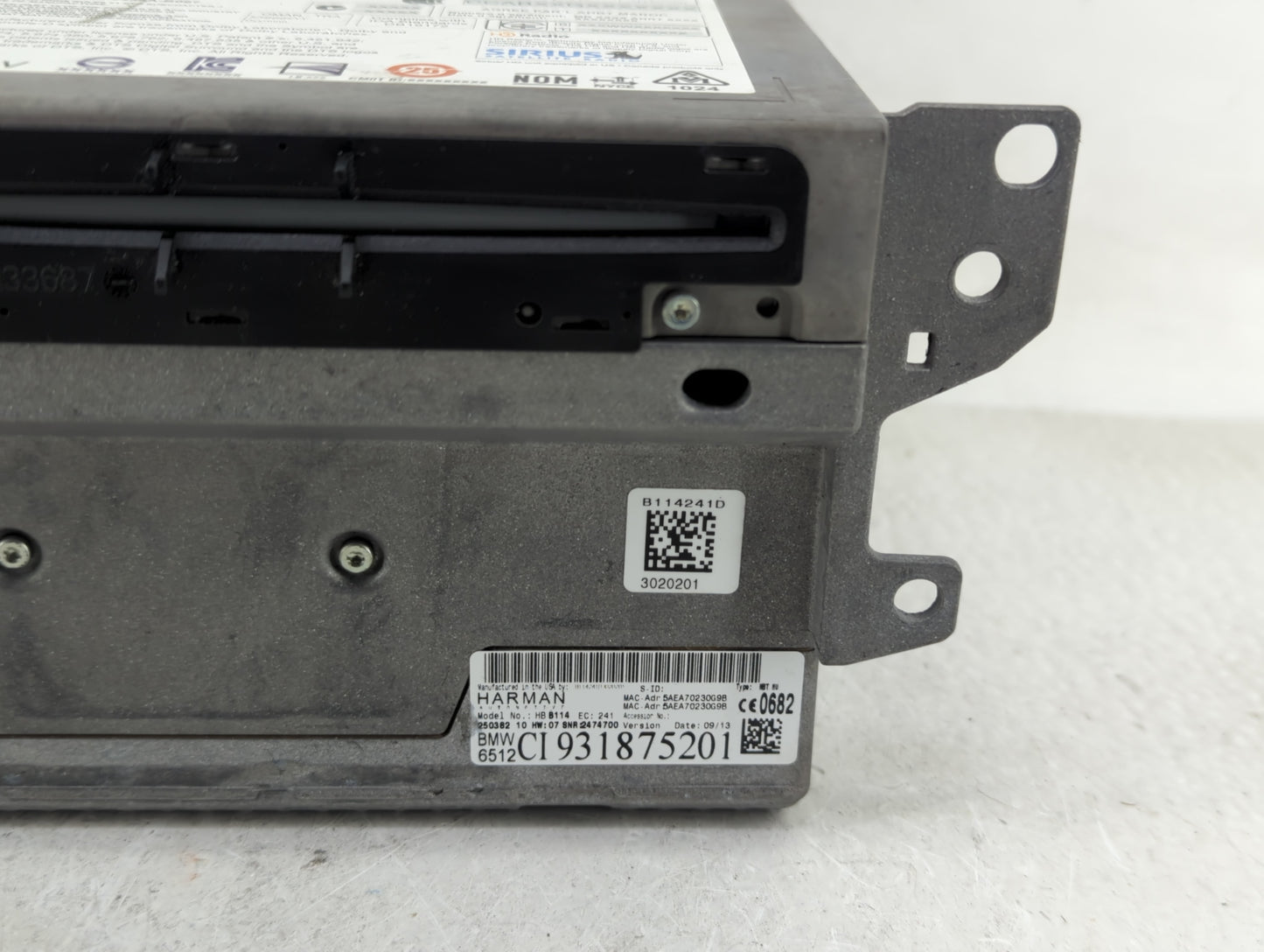 2013-2014 Bmw 535i Radio AM FM Cd Player Receiver Replacement P/N:931875201 Fits Fits 2013 2014 2015 2016 2017 OEM Used Auto