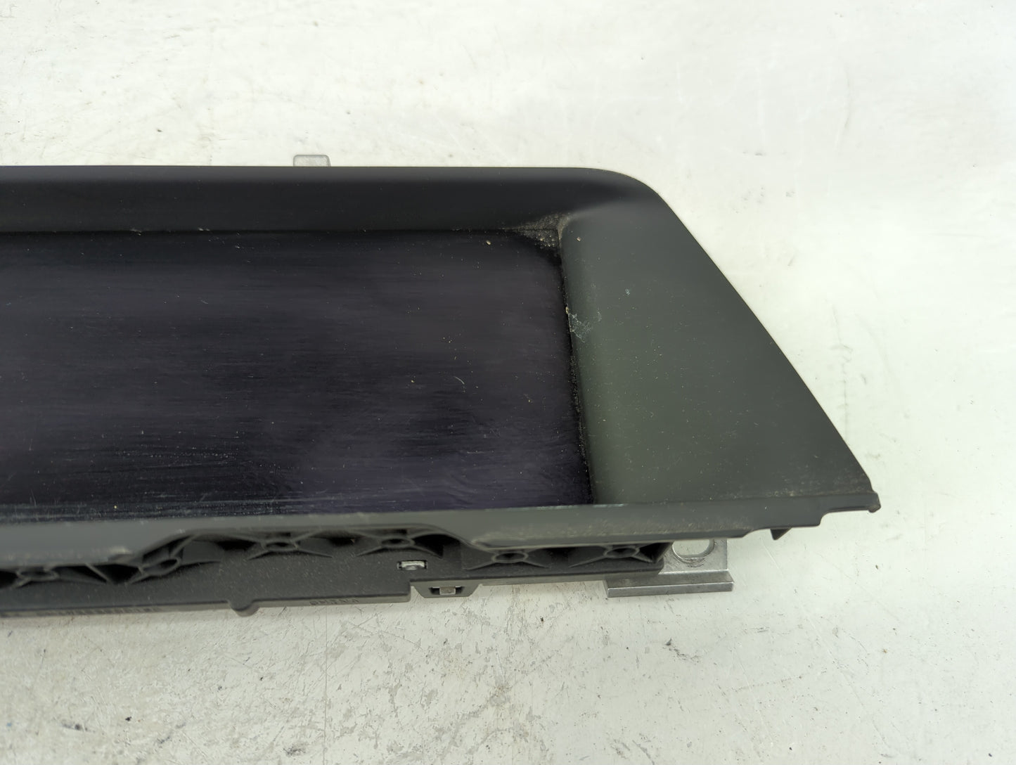2011-2016 Bmw 535i Information Display Screen - Oemusedautoparts1.com