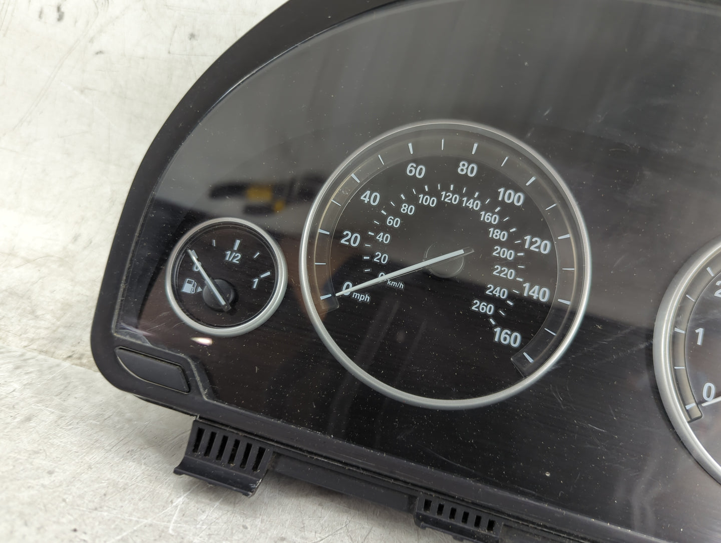 2012-2013 Bmw 535i Instrument Cluster Speedometer Gauges Miles: Fits Fits 2011 2012 2013 OEM Used Auto Parts - Oemusedautopa