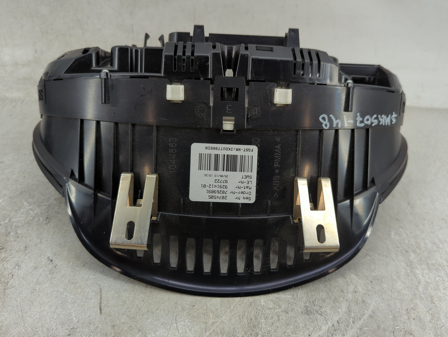 2012-2013 Bmw 535i Instrument Cluster Speedometer Gauges Miles: Fits Fits 2011 2012 2013 OEM Used Auto Parts - Oemusedautopa