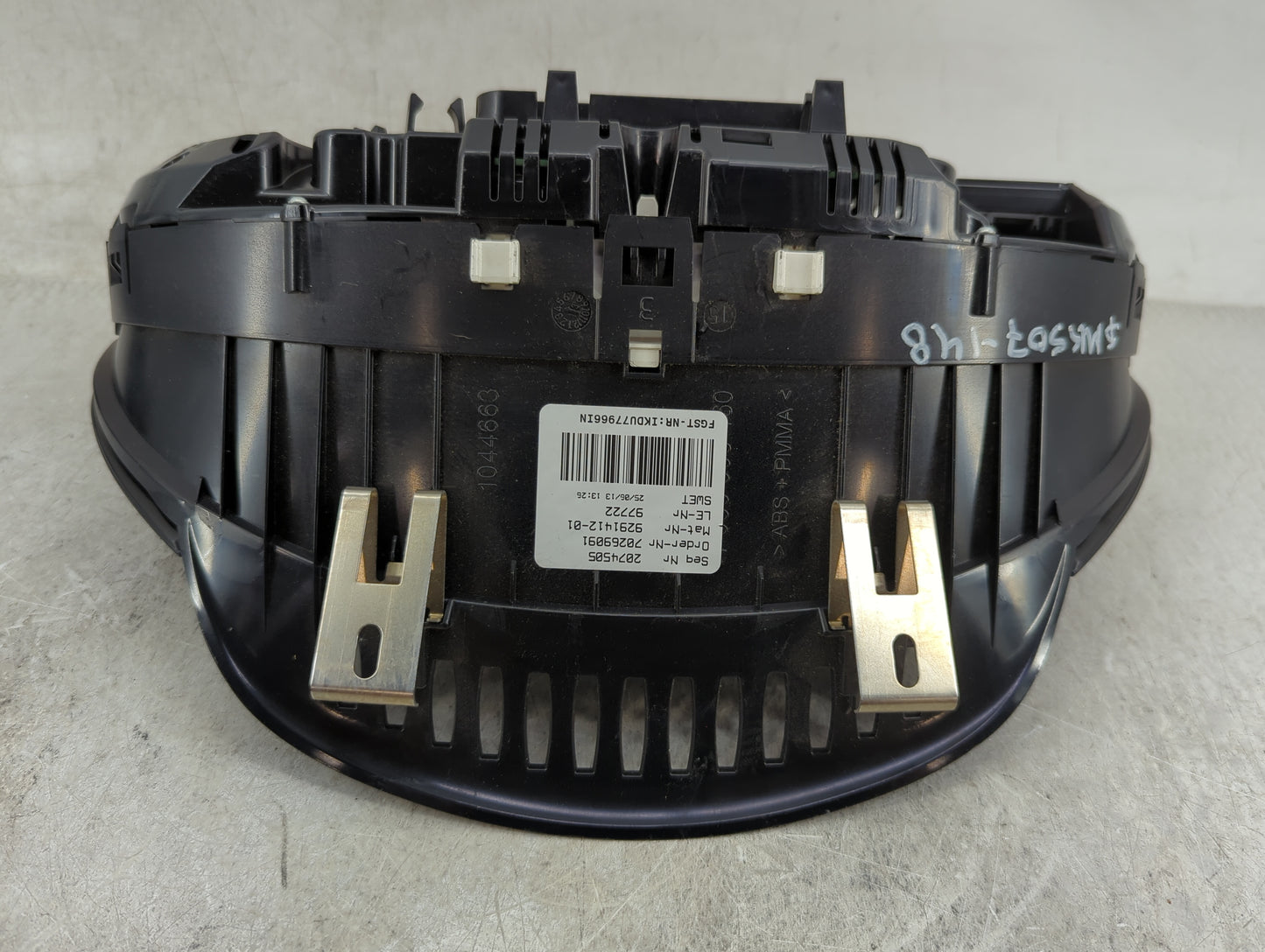 2012-2013 Bmw 535i Instrument Cluster Speedometer Gauges Miles: Fits Fits 2011 2012 2013 OEM Used Auto Parts - Oemusedautopa