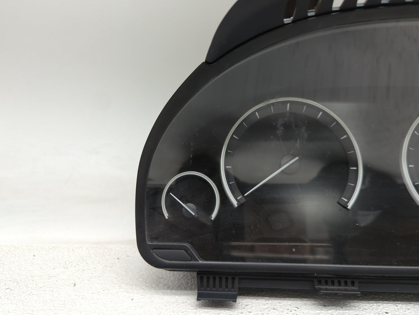 2011-2013 Bmw 535i Instrument Cluster Speedometer Gauges P/N:0263703067 929139401, 17388410 Fits Fits 2011 2012 2013 2014 OE
