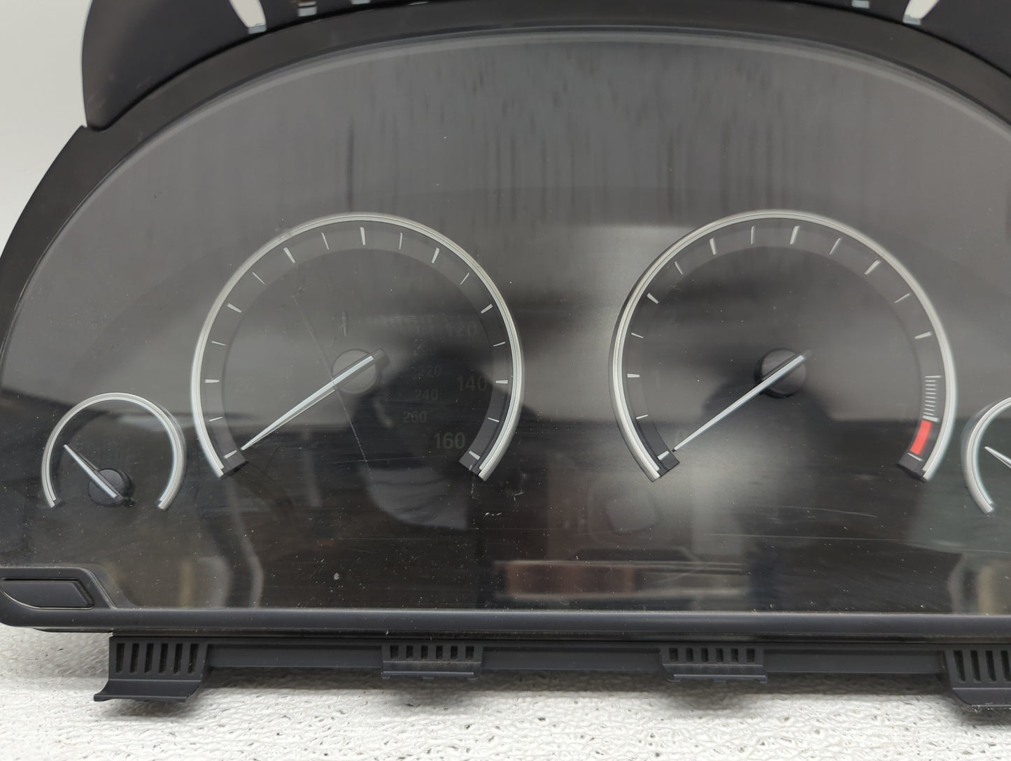 2011-2013 Bmw 535i Instrument Cluster Speedometer Gauges P/N:0263703067 929139401, 17388410 Fits Fits 2011 2012 2013 2014 OE