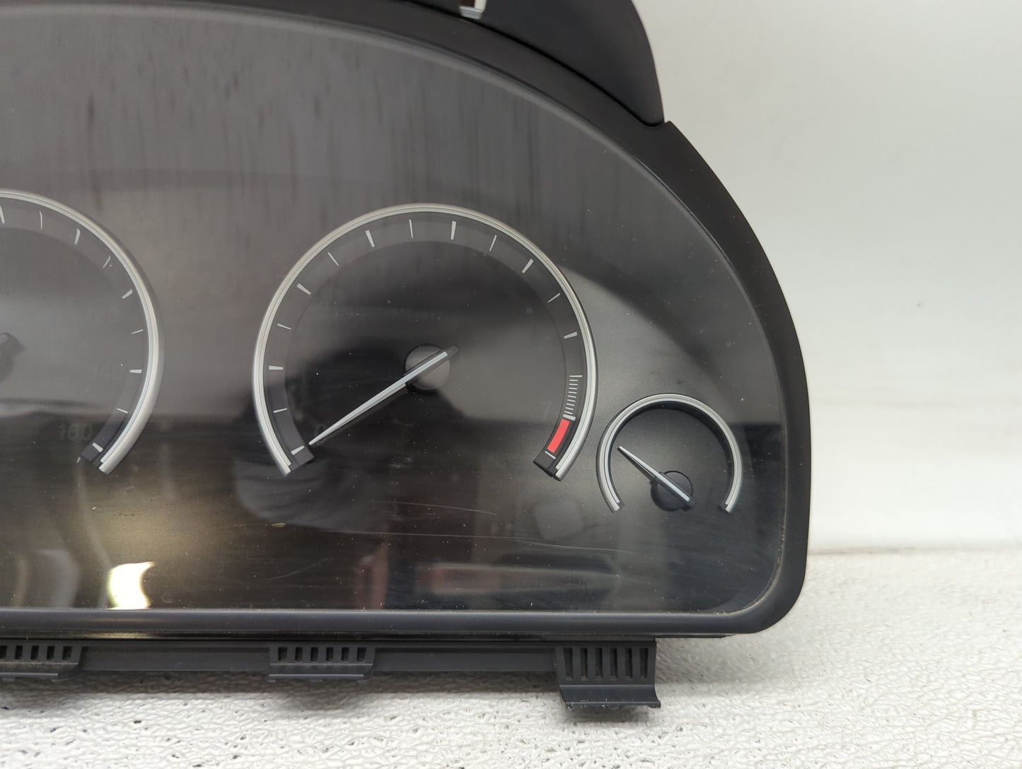 2011-2013 Bmw 535i Instrument Cluster Speedometer Gauges P/N:0263703067 929139401, 17388410 Fits Fits 2011 2012 2013 2014 OE